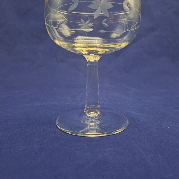 Vintage Etched Glass Javit Starflower Low Sherbet Champagne Coupe - Picture 8 of 9